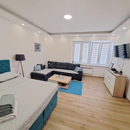Apartman Andrea SJJ Exteriör bild