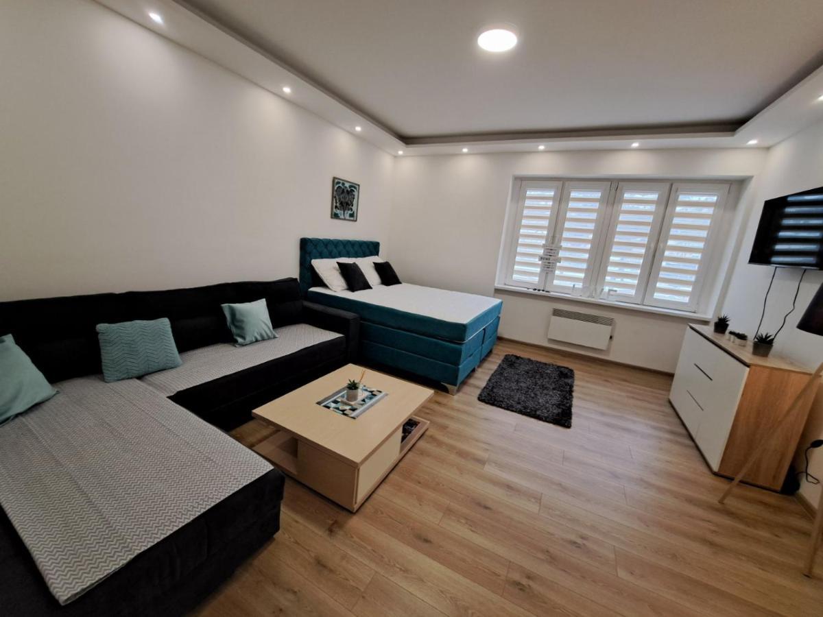 Apartman Andrea SJJ Exteriör bild