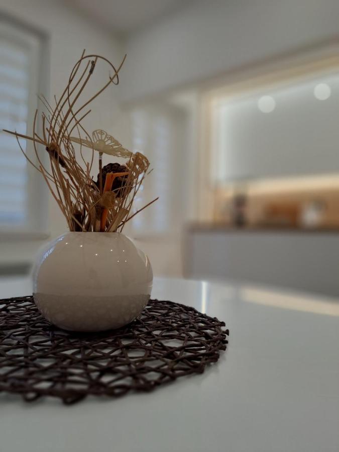 Apartman Andrea SJJ Exteriör bild
