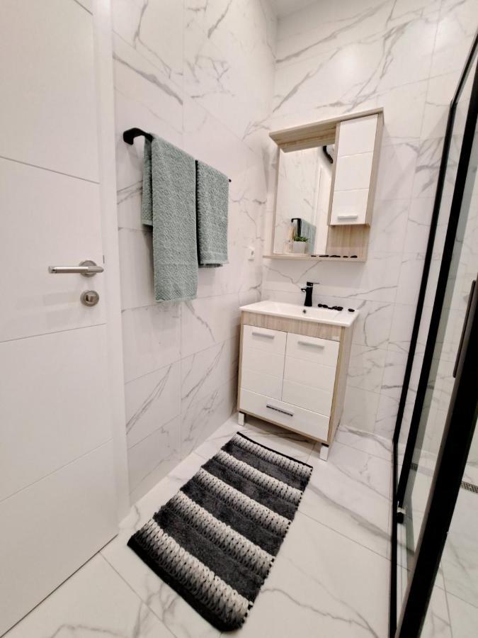 Apartman Andrea SJJ Exteriör bild