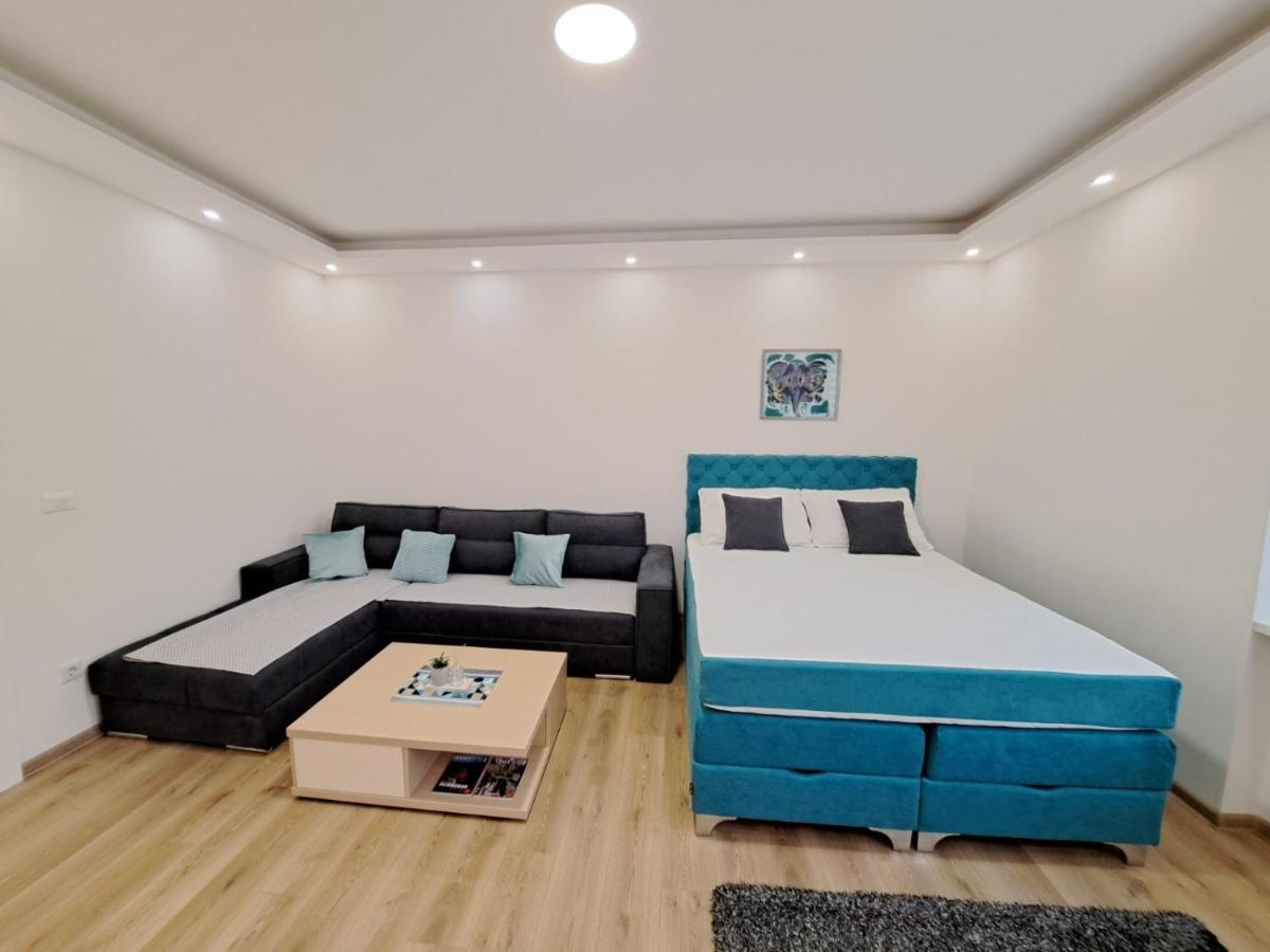Apartman Andrea SJJ Exteriör bild
