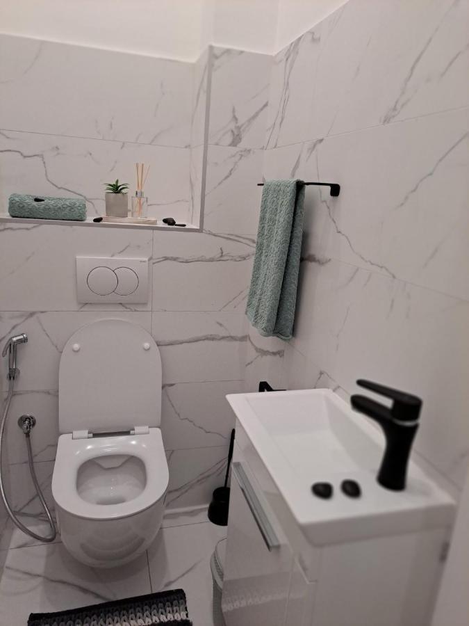 Apartman Andrea SJJ Exteriör bild